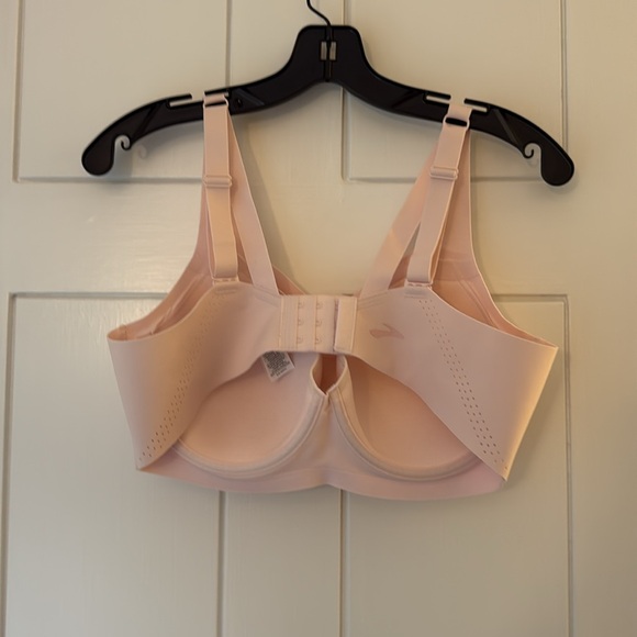 Brooks Athletic Bra - Picture 2 of 4